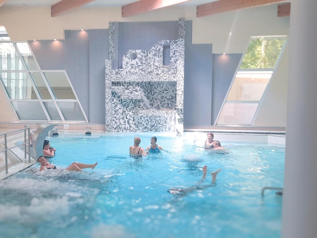 Grand Hotel De Bourbon-Lancy - Spa Et Restaurant - Logis 外观 照片