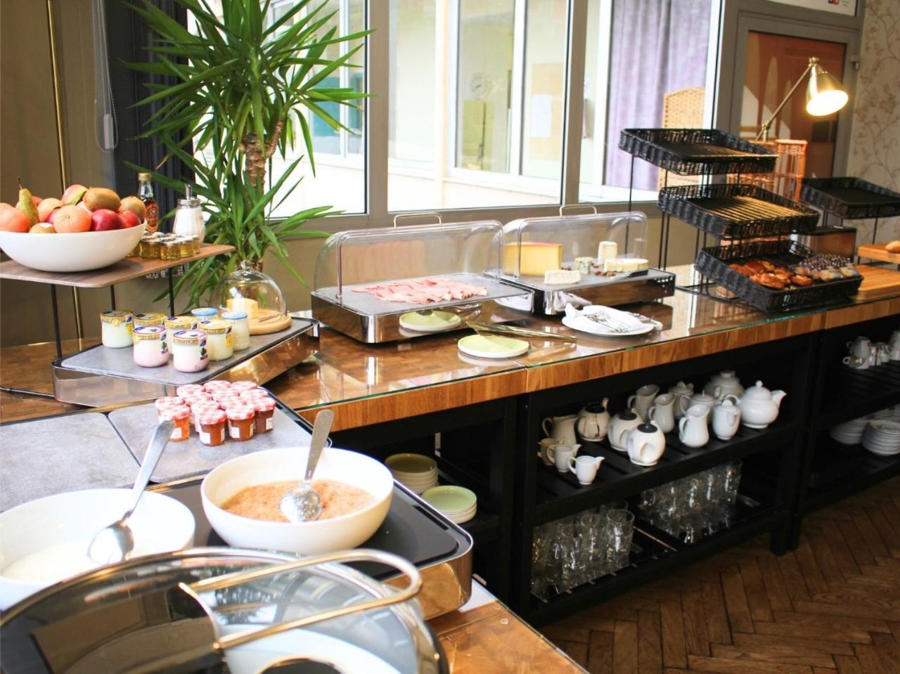 Grand Hotel De Bourbon-Lancy - Spa Et Restaurant - Logis 外观 照片