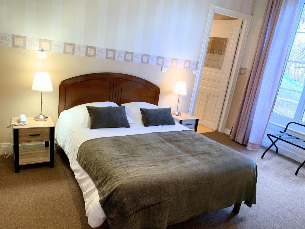Grand Hotel De Bourbon-Lancy - Spa Et Restaurant - Logis 外观 照片