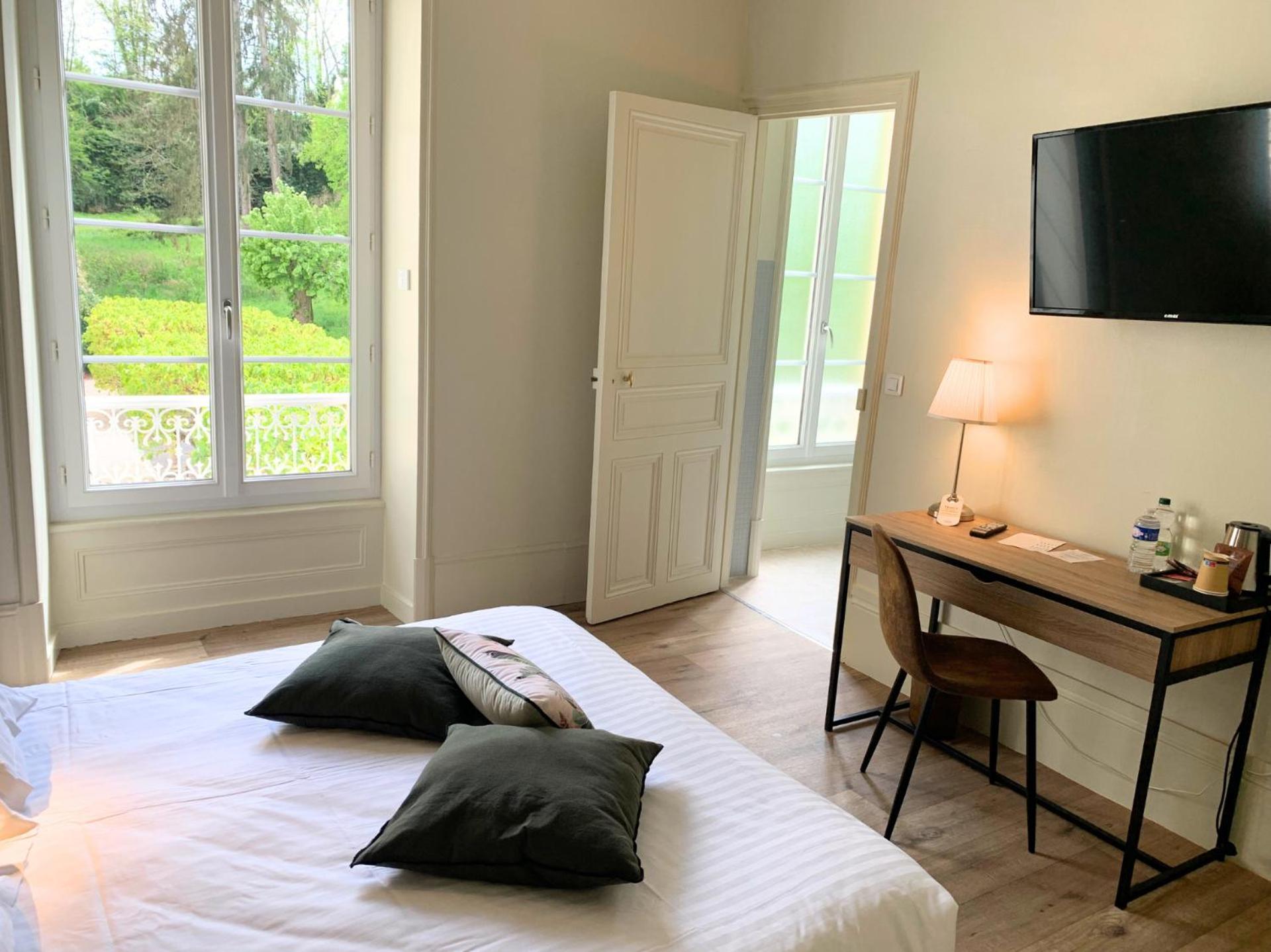 Grand Hotel De Bourbon-Lancy - Spa Et Restaurant - Logis 外观 照片